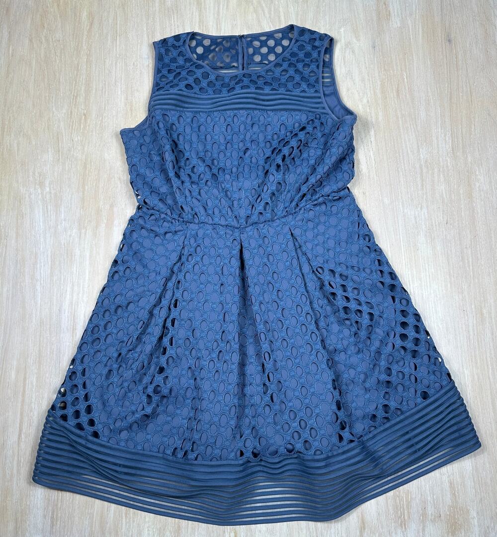 Lane Bryant Sleeveless Eyelet Lace Fit & Flare Cocktail Romantic Party Dress 16